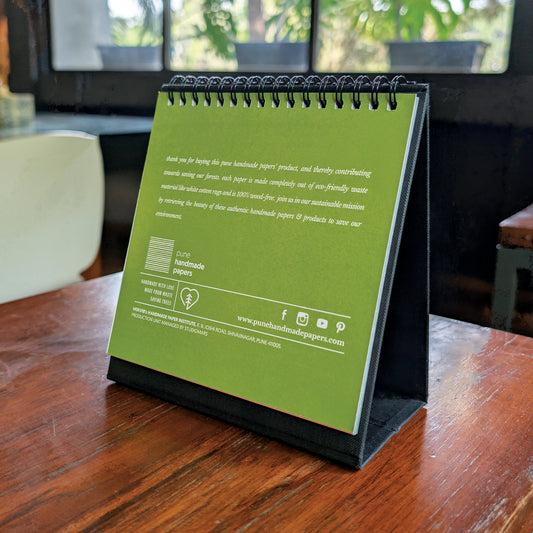 COLOR BLOCK DESK CALENDAR