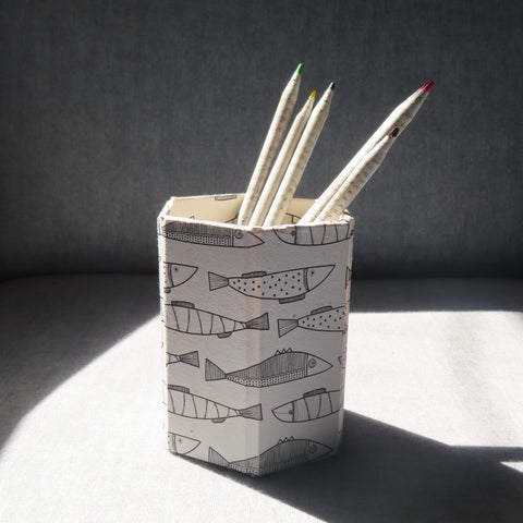 THE li'l BEINGS SERIES PENSTAND - Pune Handmade Papers